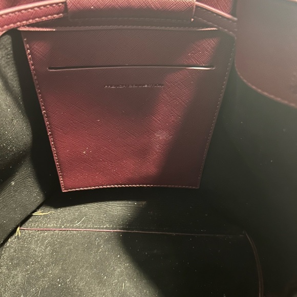 Drawstring shoulder bag - Picture 2 of 3